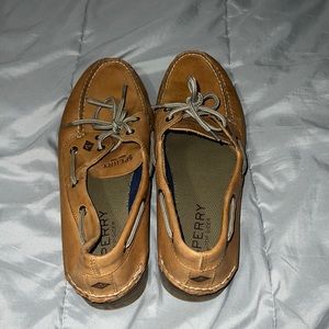Sperry boat shoes